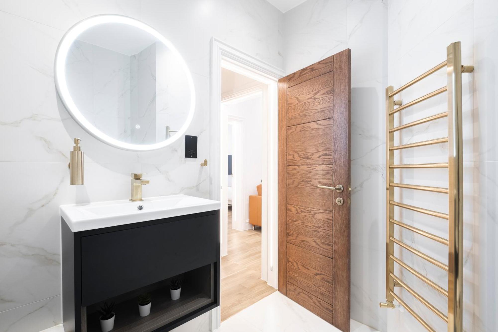 Luxury 2 Bedroom Apartment In Central 런던 외부 사진